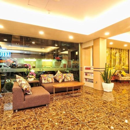 Hotel Zamburger Grand City Malacca Exteriör bild