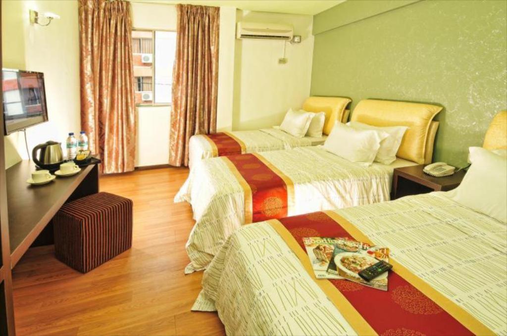 Hotel Zamburger Grand City Malacca Exteriör bild